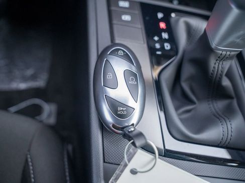 New 2025 Hyundai Elantra Sport image 30