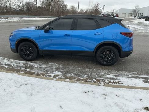 Used 2024 Chevrolet Blazer LT w/ Convenience Package image 9