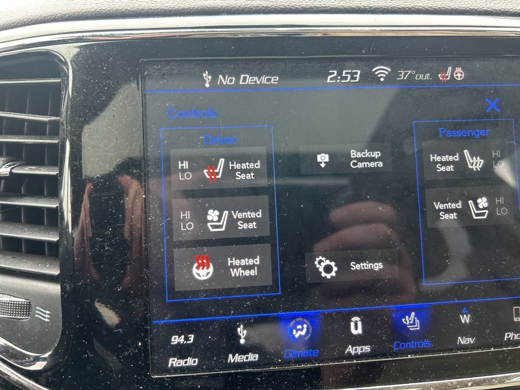 Used 2019 Jeep Grand Cherokee Overland AWD/4WD image 29