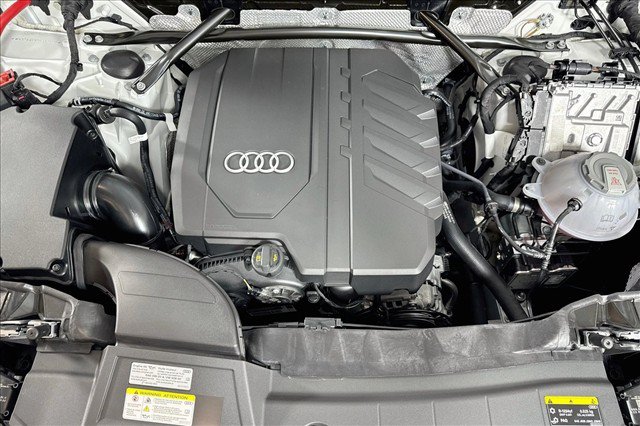 Used 2025 Audi Q5 2.0T Premium AWD/4WD image 28