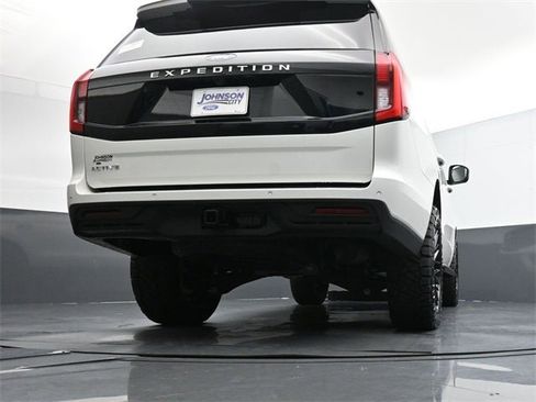 New 2025 Ford Expedition Active image 30