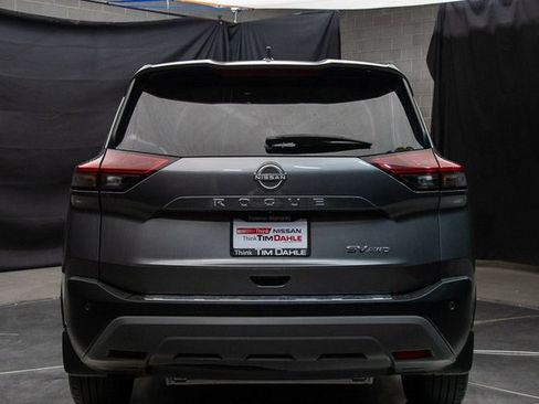 Used 2023 Nissan Rogue SV image 11