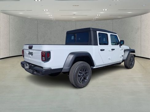 New 2026 Jeep Gladiator Sport image 4