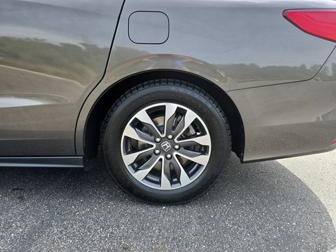 Used 2021 Honda Odyssey EX-L image 35
