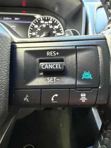 Used 2025 Nissan Rogue SV FWD image 22