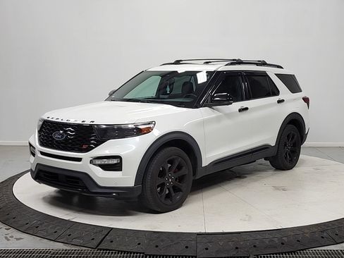 Used 2020 Ford Explorer ST w/ ST Street Pack AWD/4WD image 3