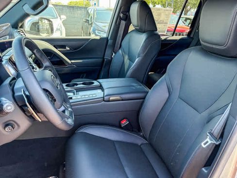 New 2026 Lexus LX 700h Luxury AWD/4WD image 29