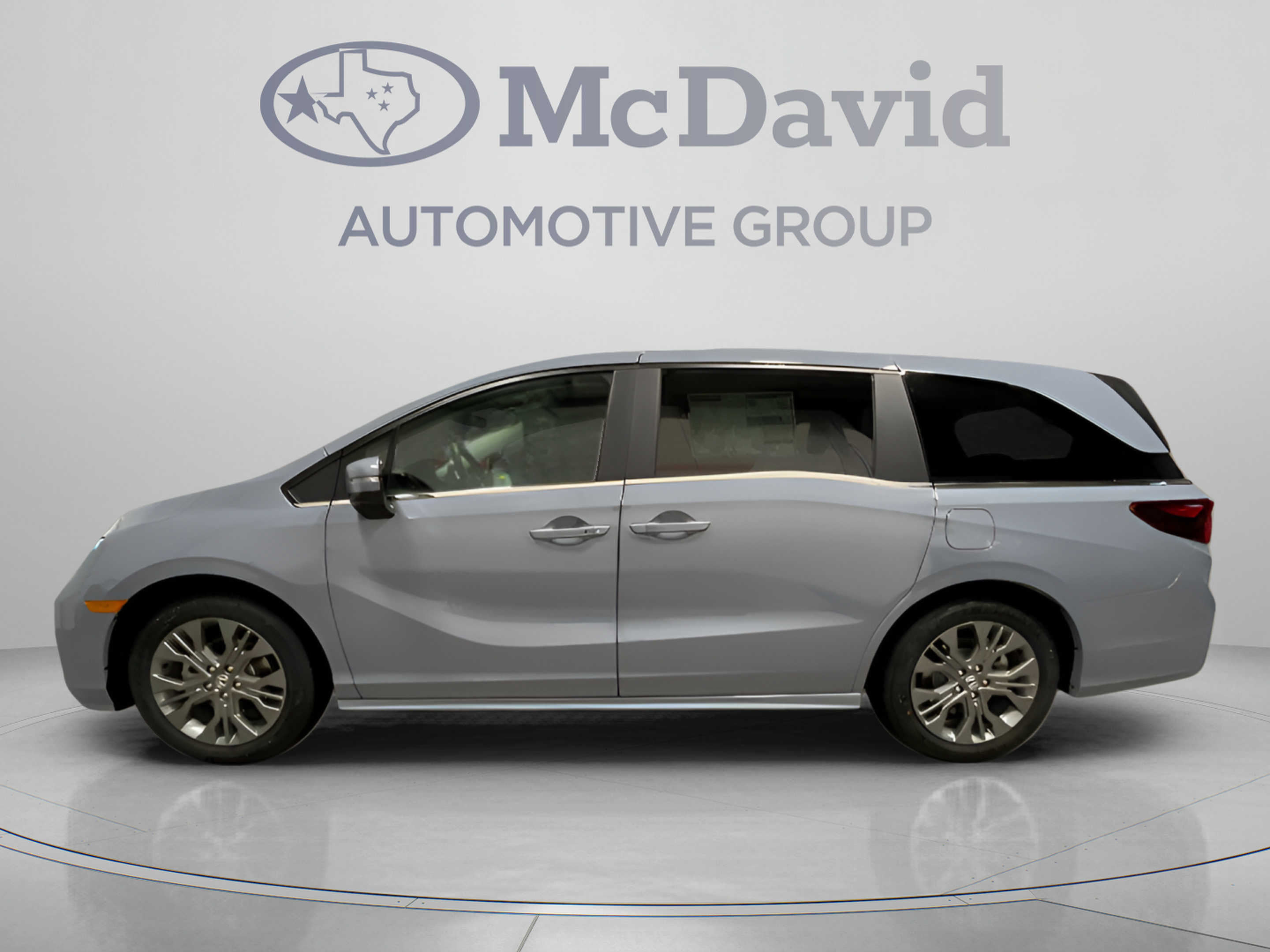 New 2027 Honda Odyssey Touring image 2