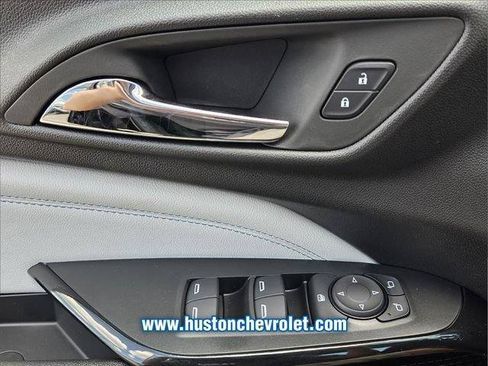 New 2026 Chevrolet Trax LT FWD image 21