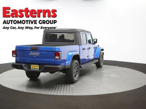 Used 2021 Jeep Gladiator Overland AWD/4WD image 49