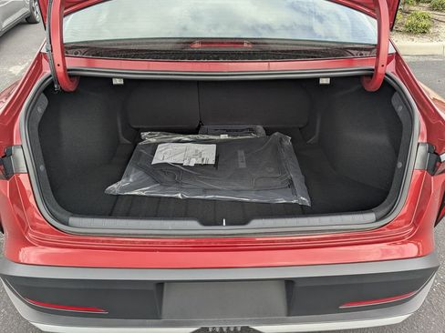 New 2026 Kia K4 FWD image 12