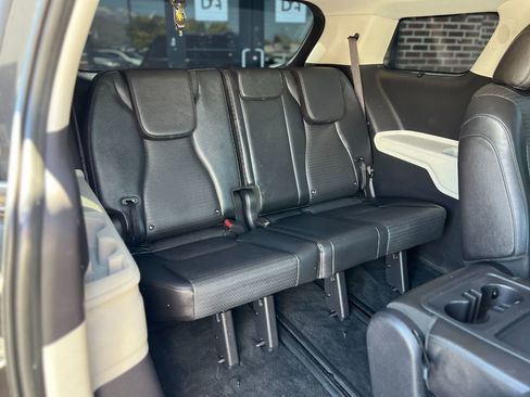 Used 2024 Kia Carnival SX Prestige FWD image 33