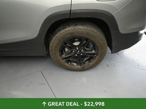 Used 2023 GMC Terrain AT4 image 19