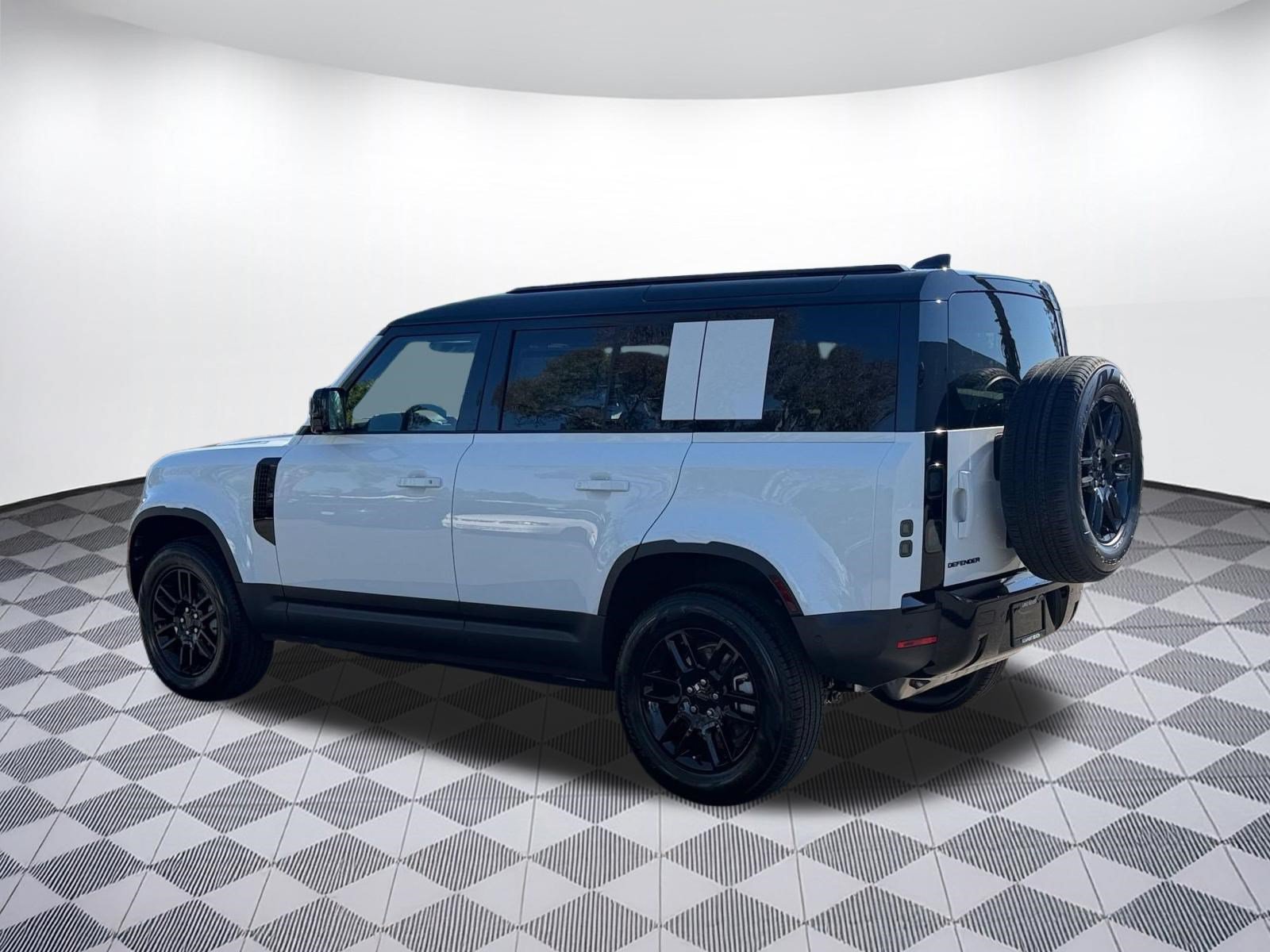 New 2026 Land Rover Defender 110 S AWD/4WD image 3