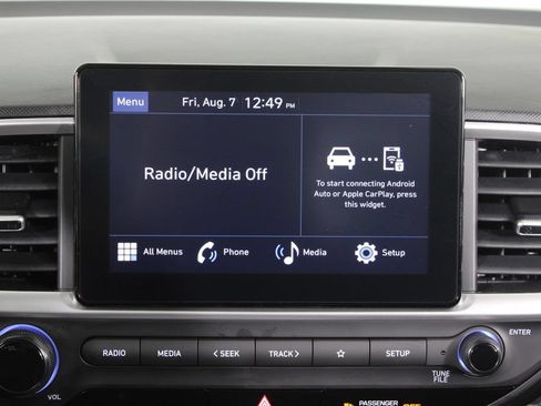 Certified 2026 Hyundai Venue SEL FWD image 9