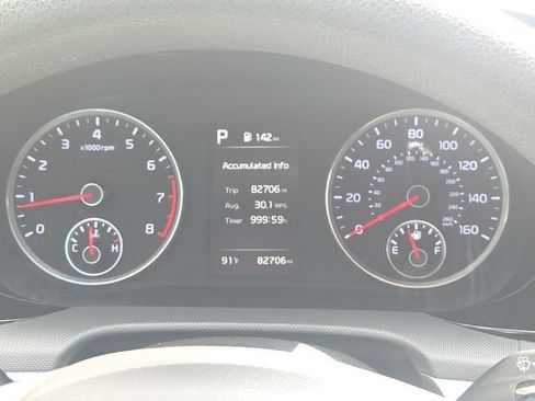 Used 2023 Kia K5 LXS FWD image 37