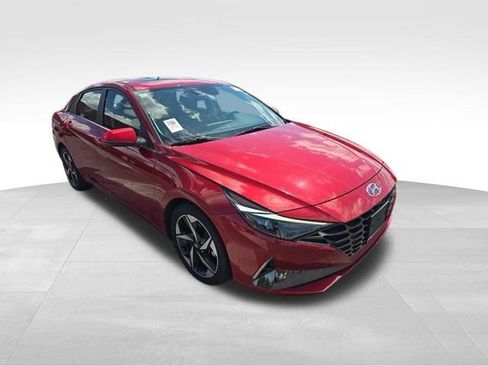 Used 2022 Hyundai Elantra Limited FWD image 6