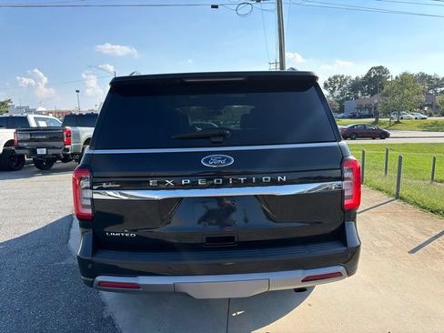 Used 2024 Ford Expedition Limited RWD image 6