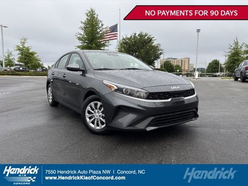 Certified 2022 Kia Forte Sedan FWD image 1