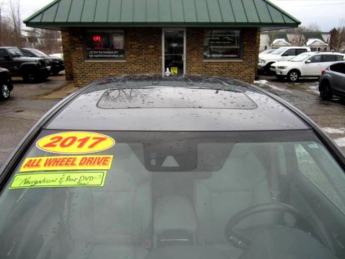 Used 2017 Acura MDX w/ Technology & Entertainment image 5