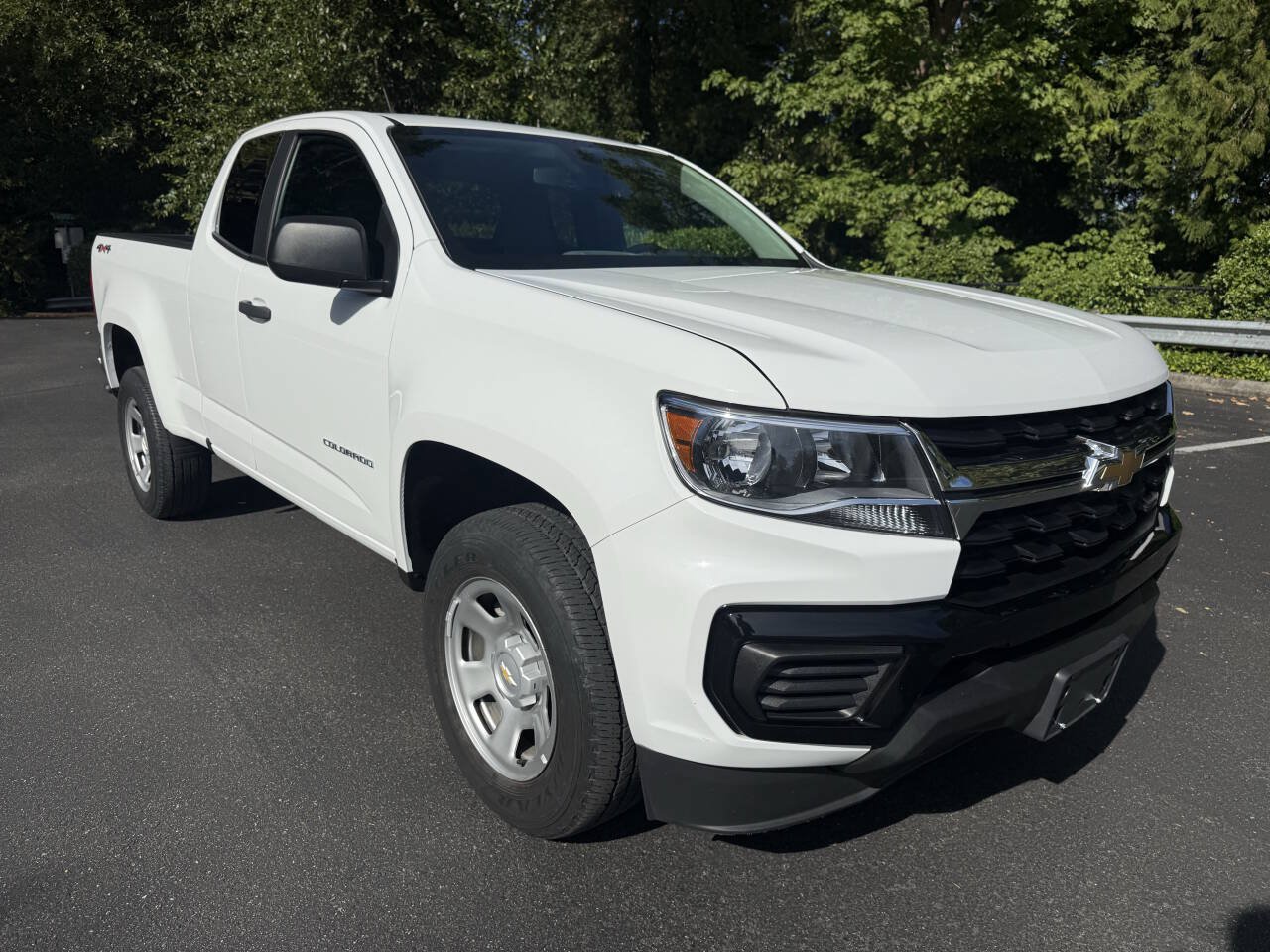 Used 2021 Chevrolet Colorado W/T w/ WT Convenience Package AWD/4WD image 17