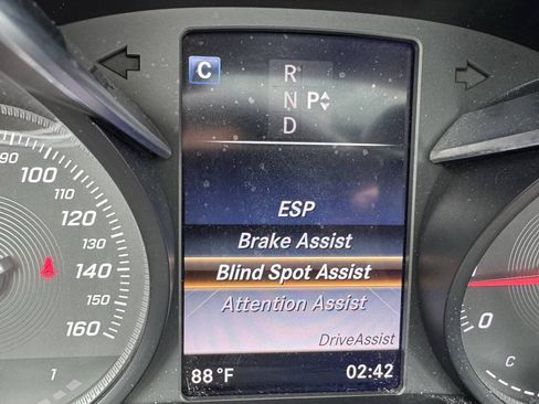 Used 2018 Mercedes-Benz C 300 Sedan image 13