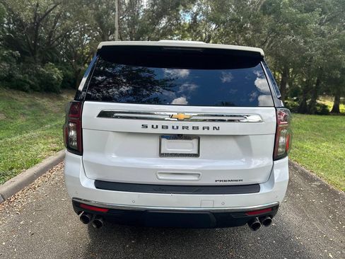 Used 2024 Chevrolet Suburban Premier AWD/4WD image 6