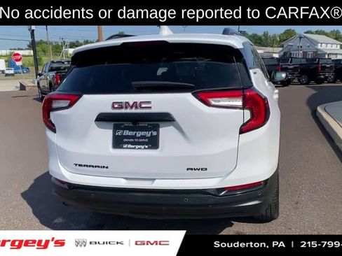 Used 2023 GMC Terrain SLT w/ Elevation Edition AWD/4WD image 2