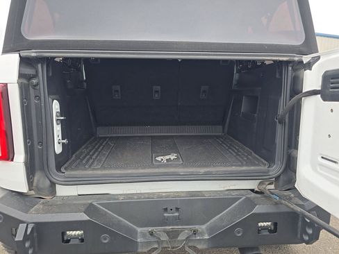 Used 2022 Ford Bronco Black Diamond AWD/4WD image 12