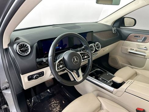 Certified 2023 Mercedes-Benz GLA 250 4MATIC image 9