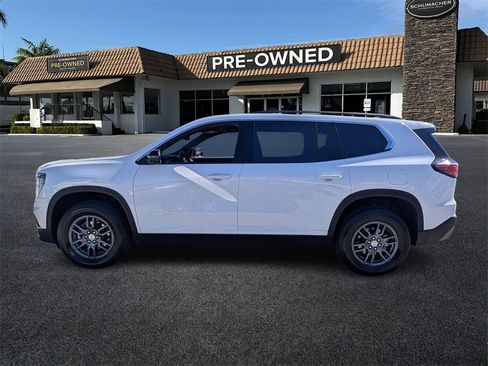 Used 2025 GMC Acadia Elevation image 4