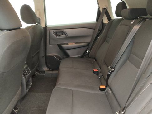 Used 2024 Nissan Rogue S AWD/4WD image 18