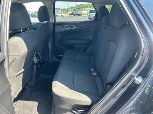Certified 2023 Kia Sportage LX AWD/4WD image 14
