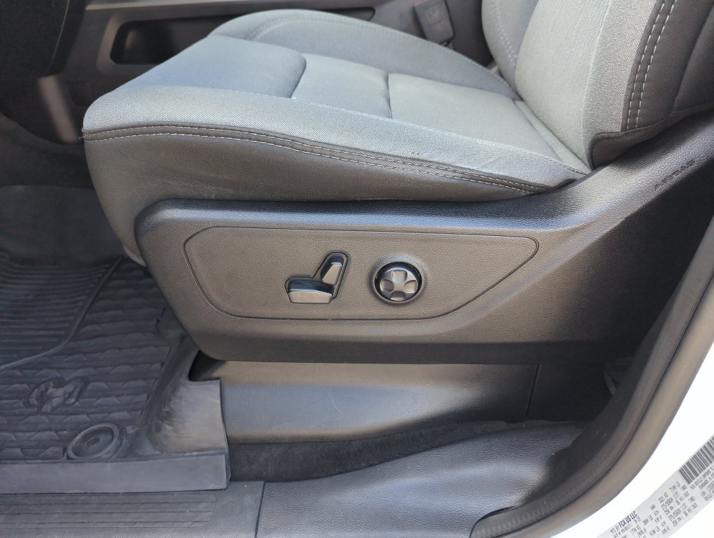 Used 2020 RAM 1500 Big Horn AWD/4WD image 12