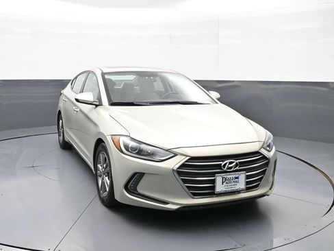 Used 2017 Hyundai Elantra Value Edition w/ Cargo Package FWD image 3