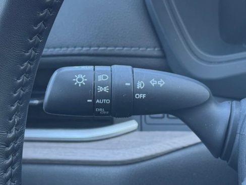 Used 2024 Toyota Grand Highlander Limited image 22