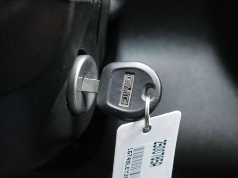 Used 2022 GMC Sierra 2500 Pro image 8