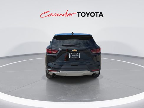 Used 2025 Chevrolet Blazer LT AWD/4WD image 7