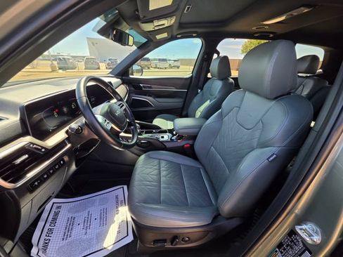 Used 2024 Kia Telluride EX X-Line AWD/4WD image 15