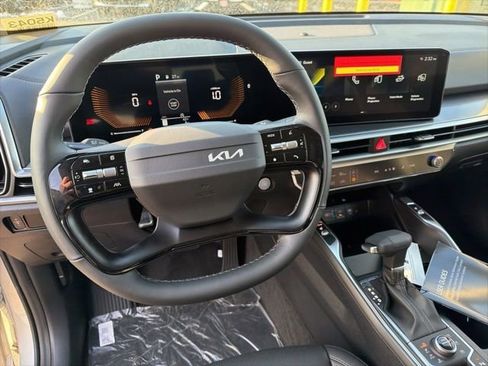 New 2026 Kia Sorento S AWD/4WD image 12