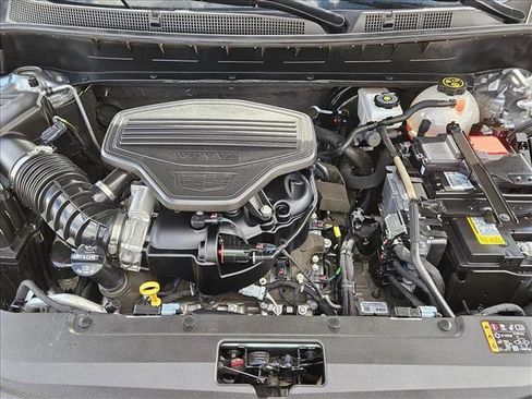 Used 2023 Cadillac XT6 Sport w/ Technology Package AWD/4WD image 26