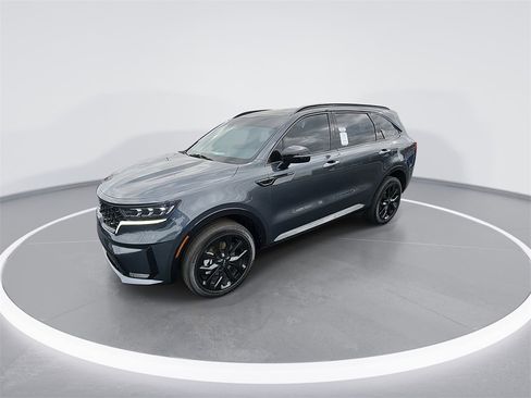 Used 2023 Kia Sorento SX image 4