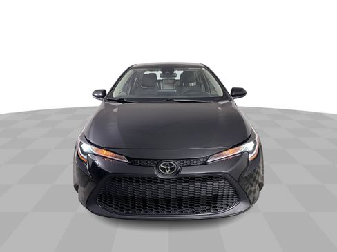 Used 2022 Toyota Corolla LE image 39