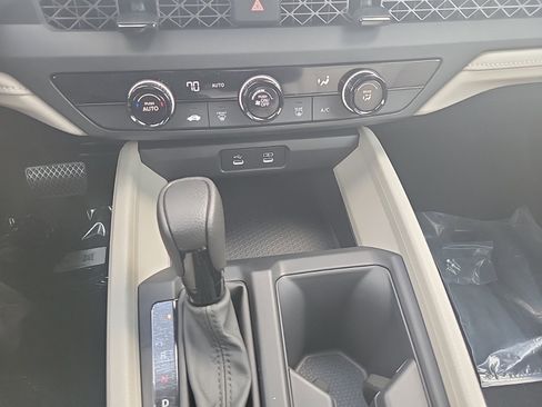 New 2025 Honda Accord LX image 16