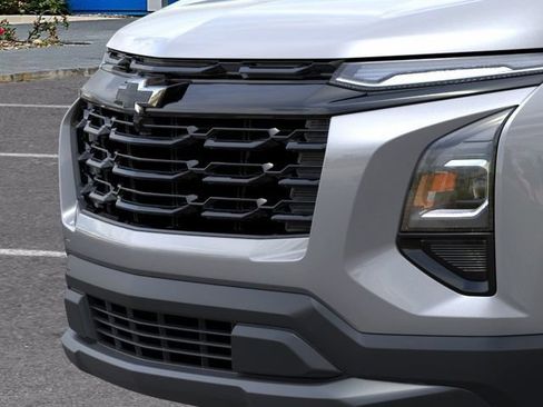New 2026 Chevrolet Equinox LT w/ Midnight Edition FWD image 13