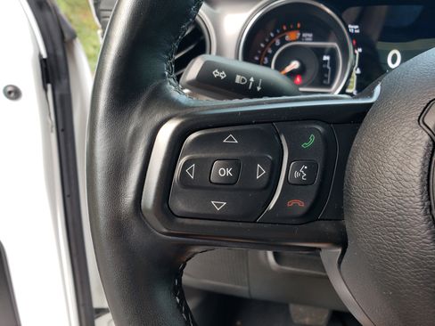 Used 2021 Jeep Wrangler Unlimited Sport w/ Sun And Sound Package image 10