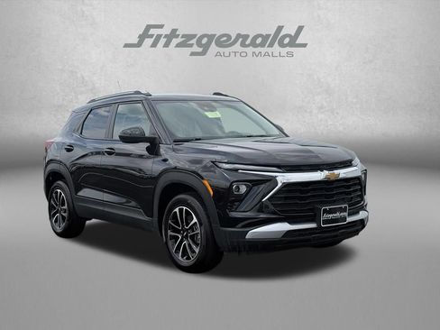 Used 2026 Chevrolet TrailBlazer LT AWD/4WD image 1