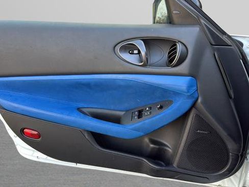 Used 2024 Nissan Z Performance w/ Floor Mat Package RWD image 10
