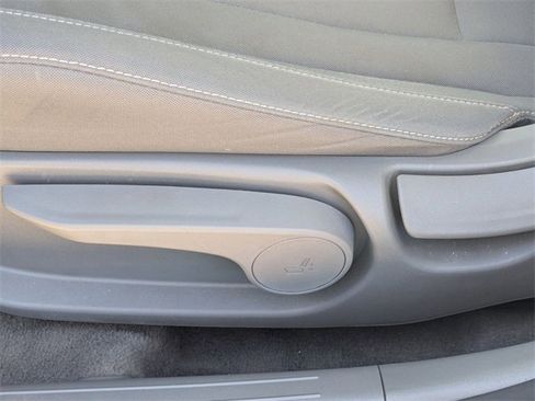 Used 2024 Hyundai Elantra SEL image 15