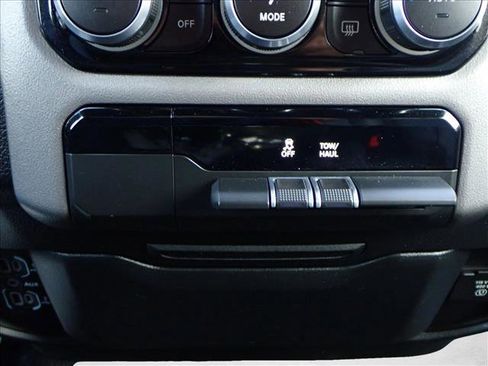 Used 2023 RAM 1500 Laramie image 18